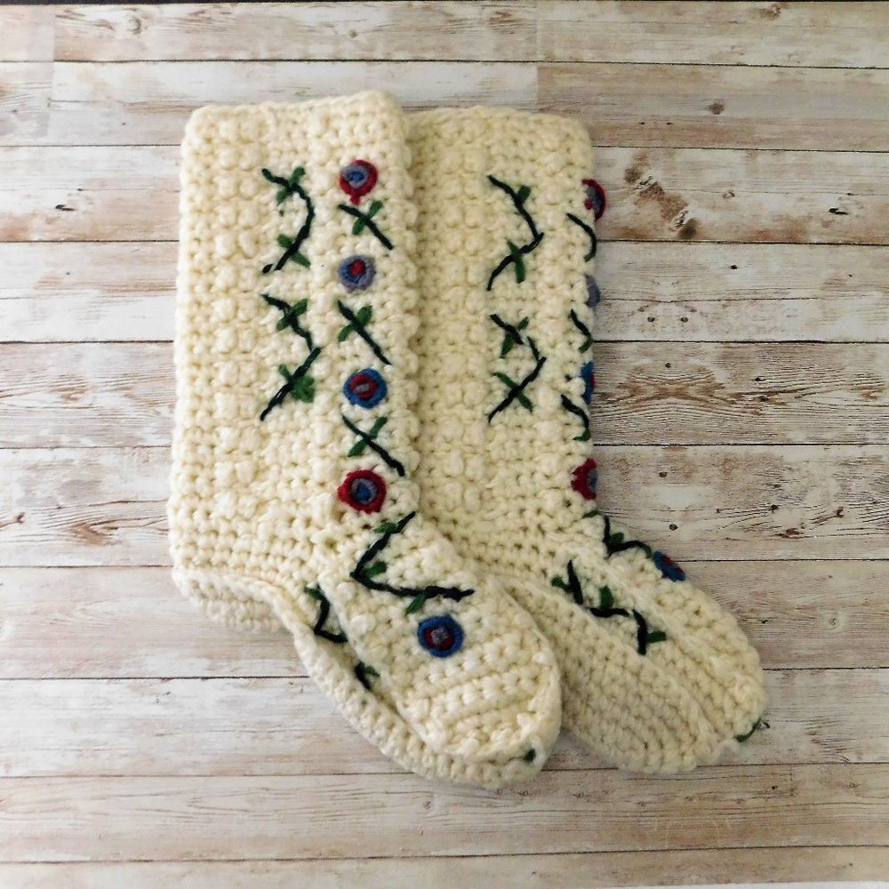 Vintage Hand Knit Crochet Mocassins Booties Slipper Socks